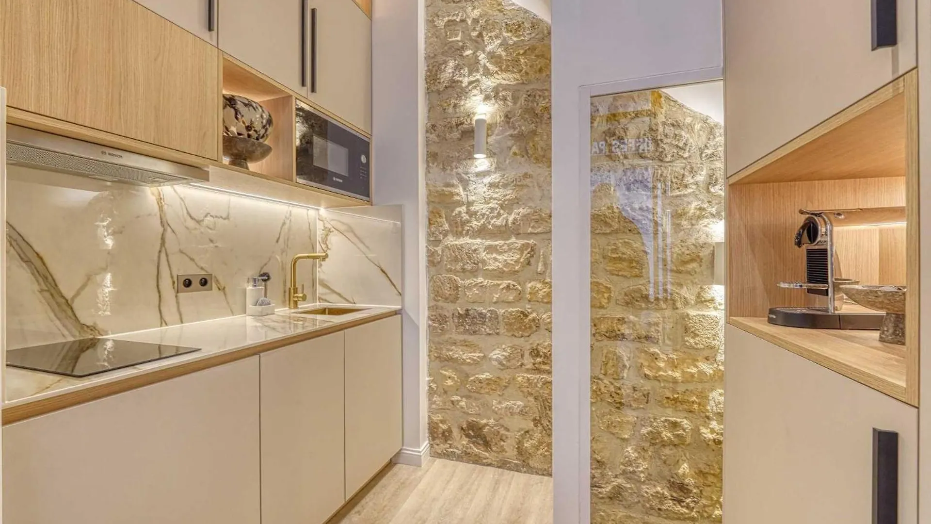 Apartment Central Historic Loft By Architect, Near Louvre Paris France
